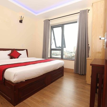 Stars Hotel Da Nang Buitenkant foto