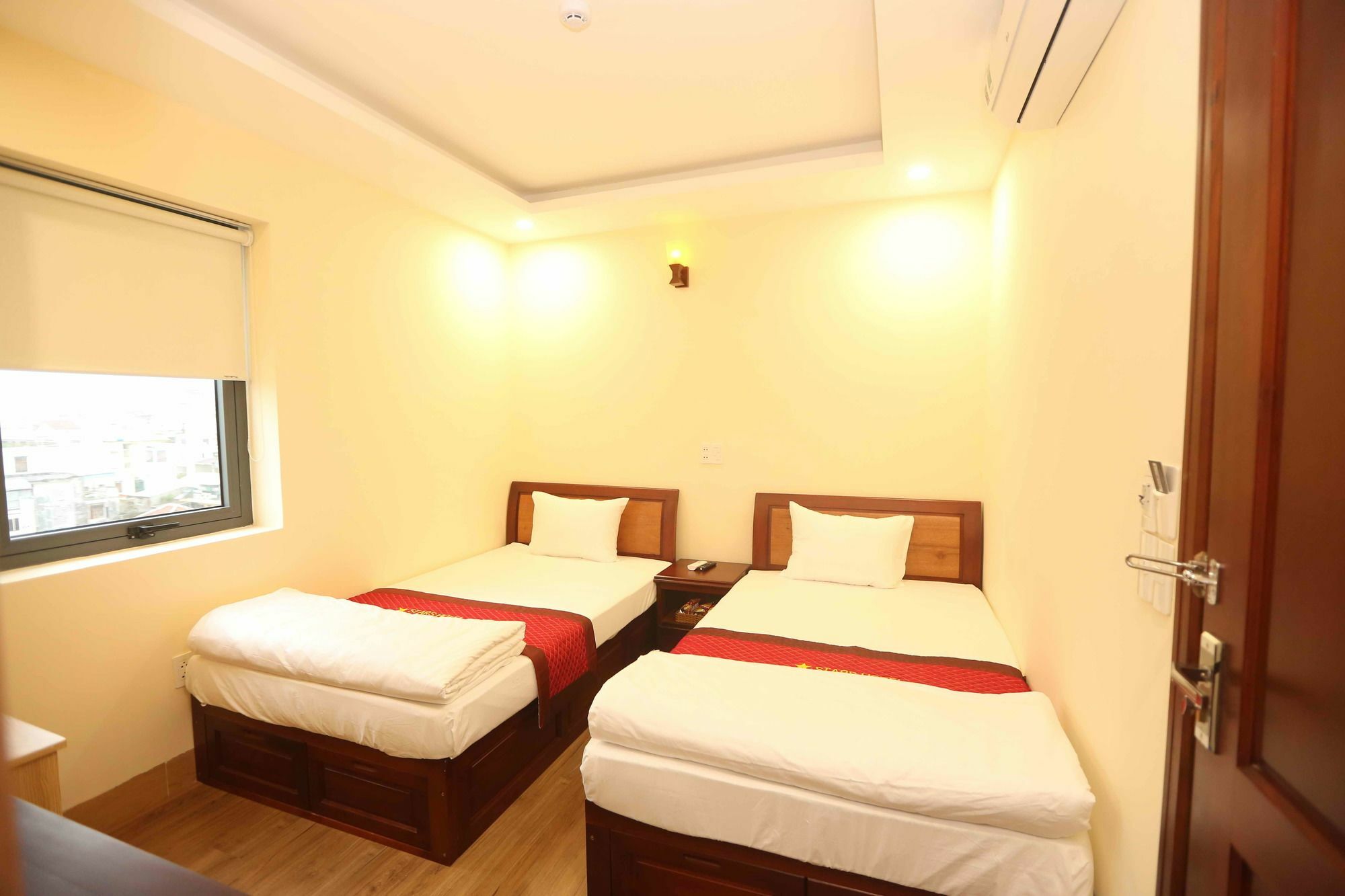 Stars Hotel Da Nang Buitenkant foto