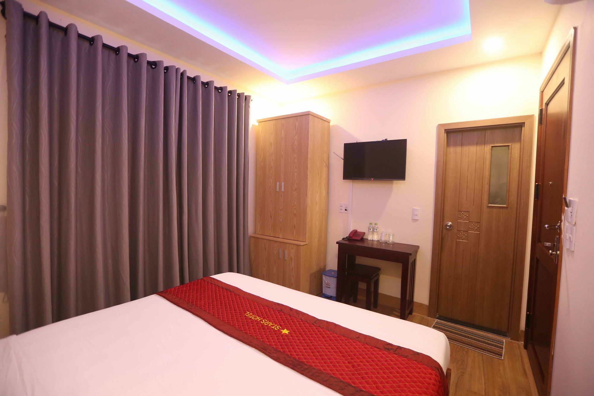 Stars Hotel Da Nang Buitenkant foto